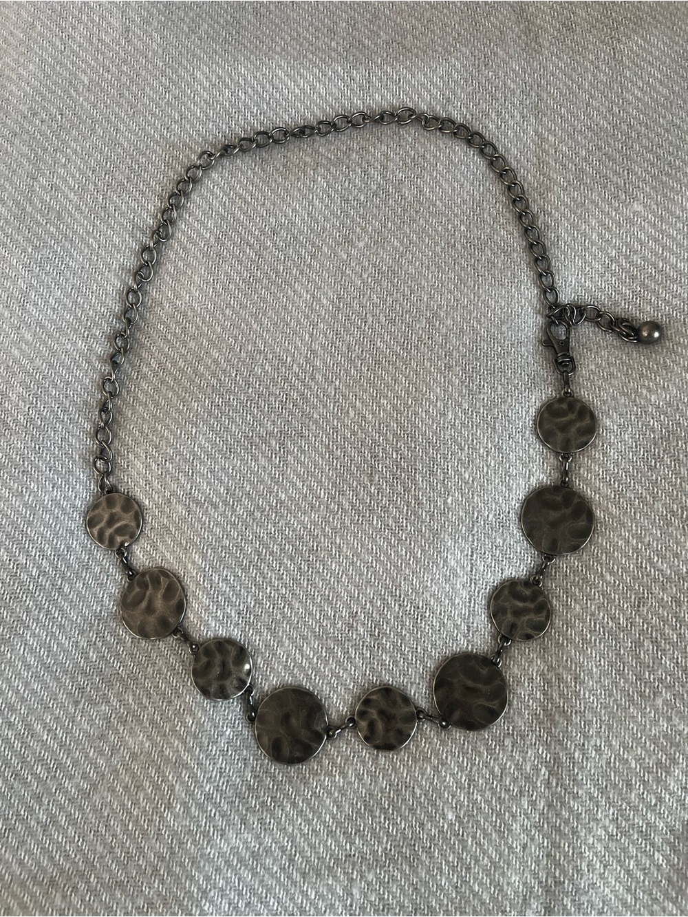 Hammered Disc Silver Tone Chain Belt Y2K Vintage Boho Measures 44.5 inches long